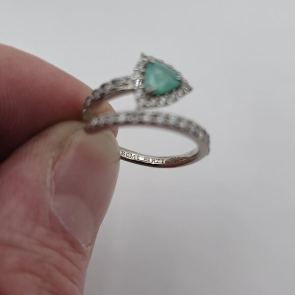 Size 6 Sterling Silver Emerald Gem With CZ Accents Ring A2872 - Picture 6 of 9